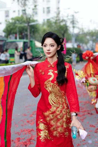 把英语老师按在地上抄了一节课功能演示